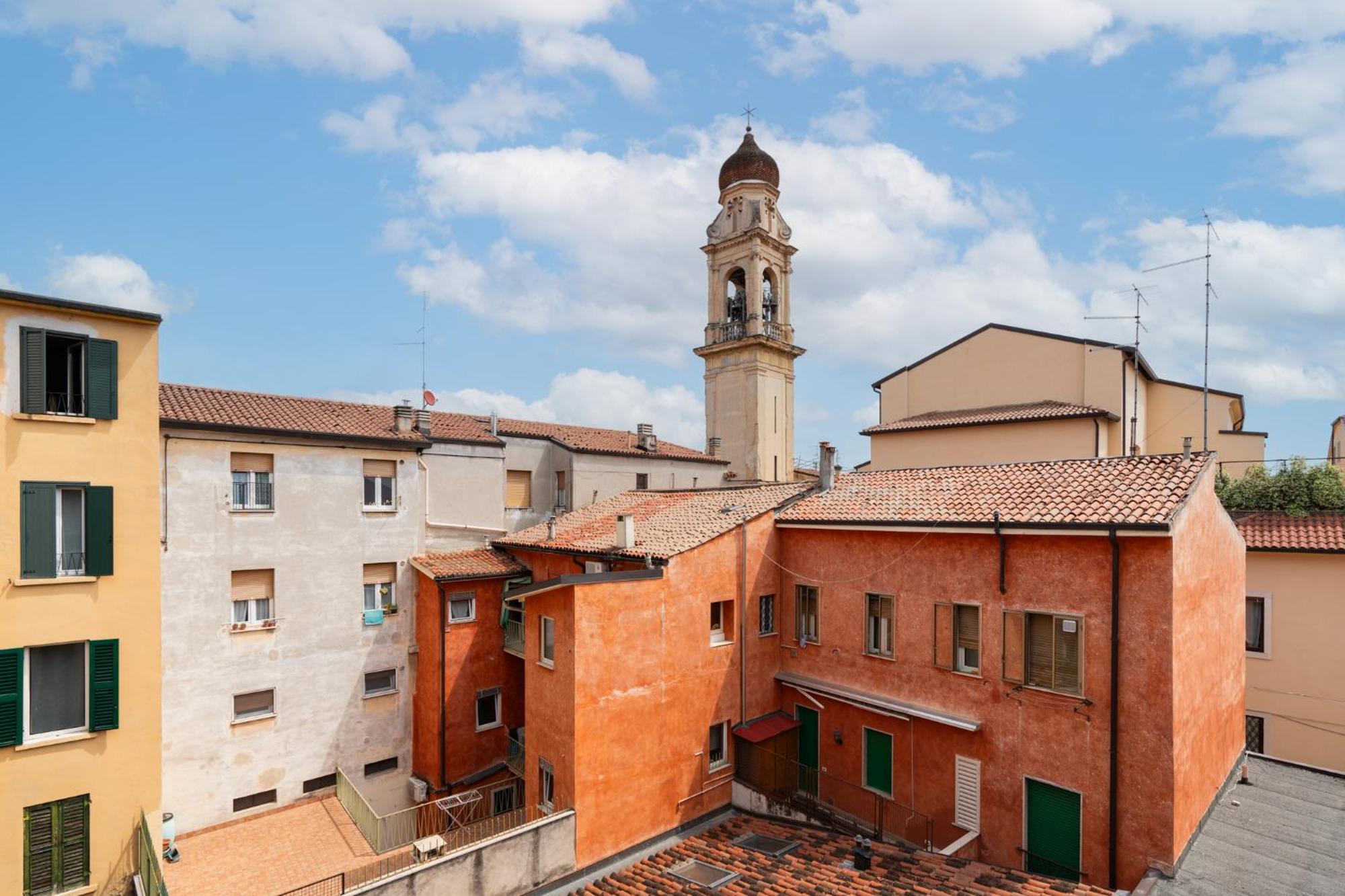 Domus Verona - Ampia Residenza Filippini A Pochi Passi Dall'Arena Eksteriør bilde